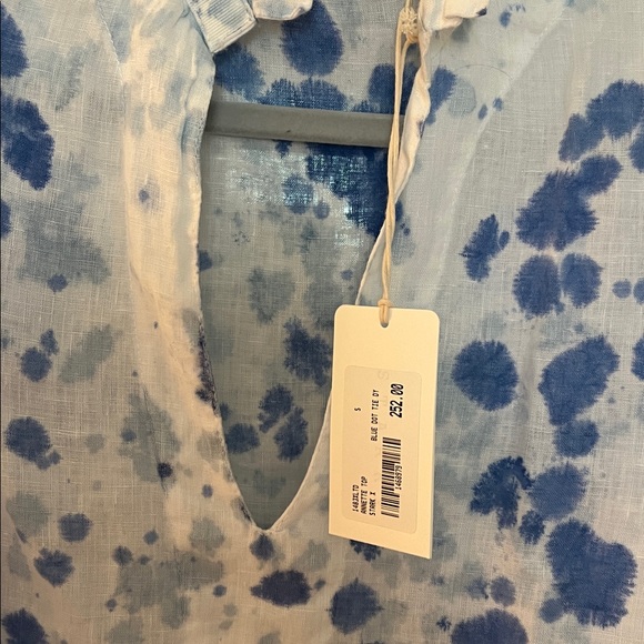 Elegant Blue and White Women's Blouse - Picture 2 of 5